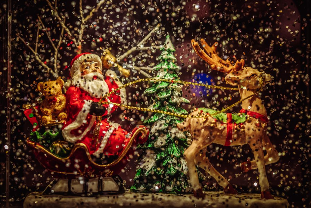santa claus and his sleigh