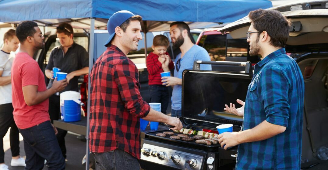 What is tailgating? Learn how to party with American football fans